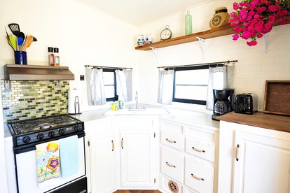 Rustic Trailer Rental on the Shores of Bridgeport Reservoir, California photo 3