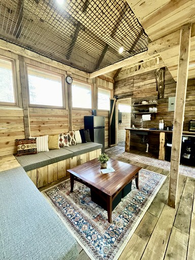 Tree Houses (United States of America, Boles, Arkansas)