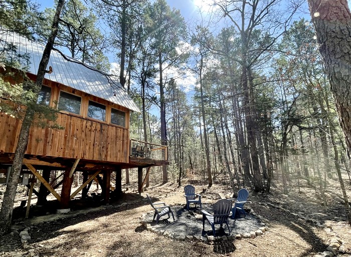 Tree Houses (United States of America, Boles, Arkansas)