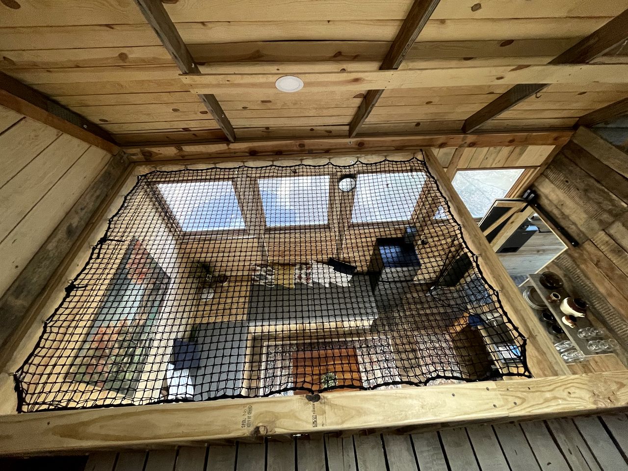 Rustic Tree House Nestled in the Heart of Ouachita National Forest, Arkansas