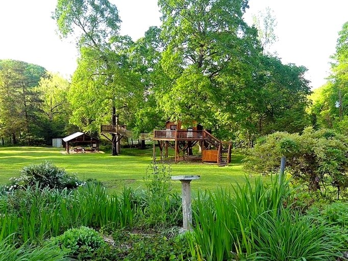 Tree Houses (Bunker, Missouri, United States)