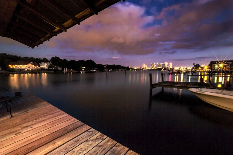 Beach Houses (Tampa, Florida, United States)