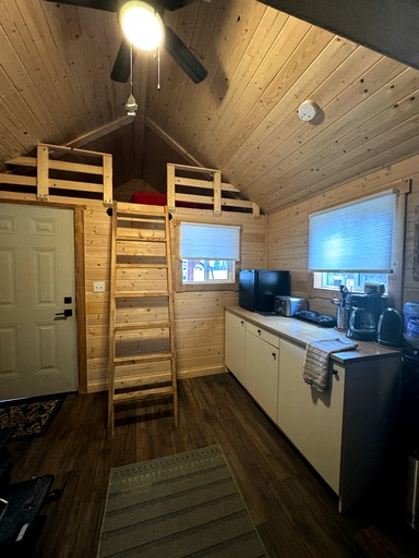 Cabins (Canada, Golden, British Columbia)