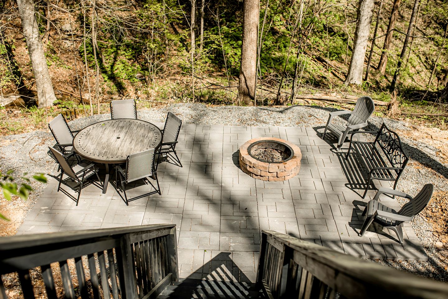 Rustic Wooden Cabin with Hot-tub in Campbellsville, Kentucky