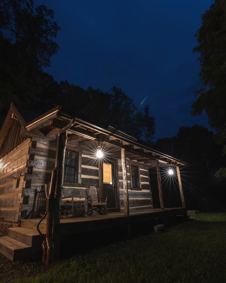 Rustic Wooden Cabin with Hot-tub in Riverton, West Virginia