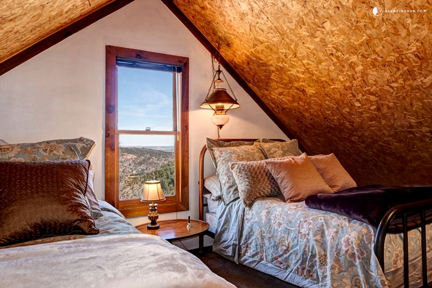 Mountain Cabin Rental near Manitou Springs, Colorado