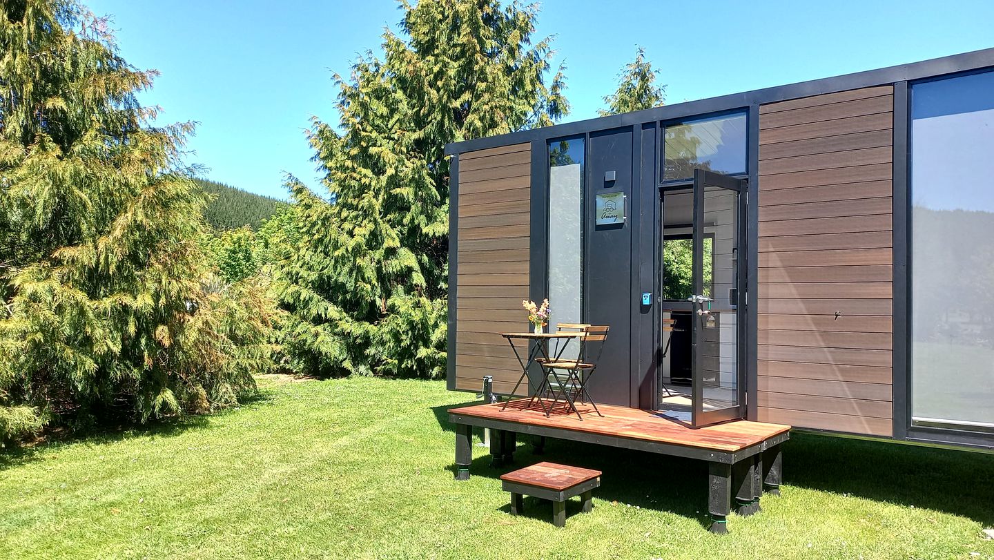 Beautiful Tiny House with Amazing Views Perfect to Play Golf in South Island, New Zealand