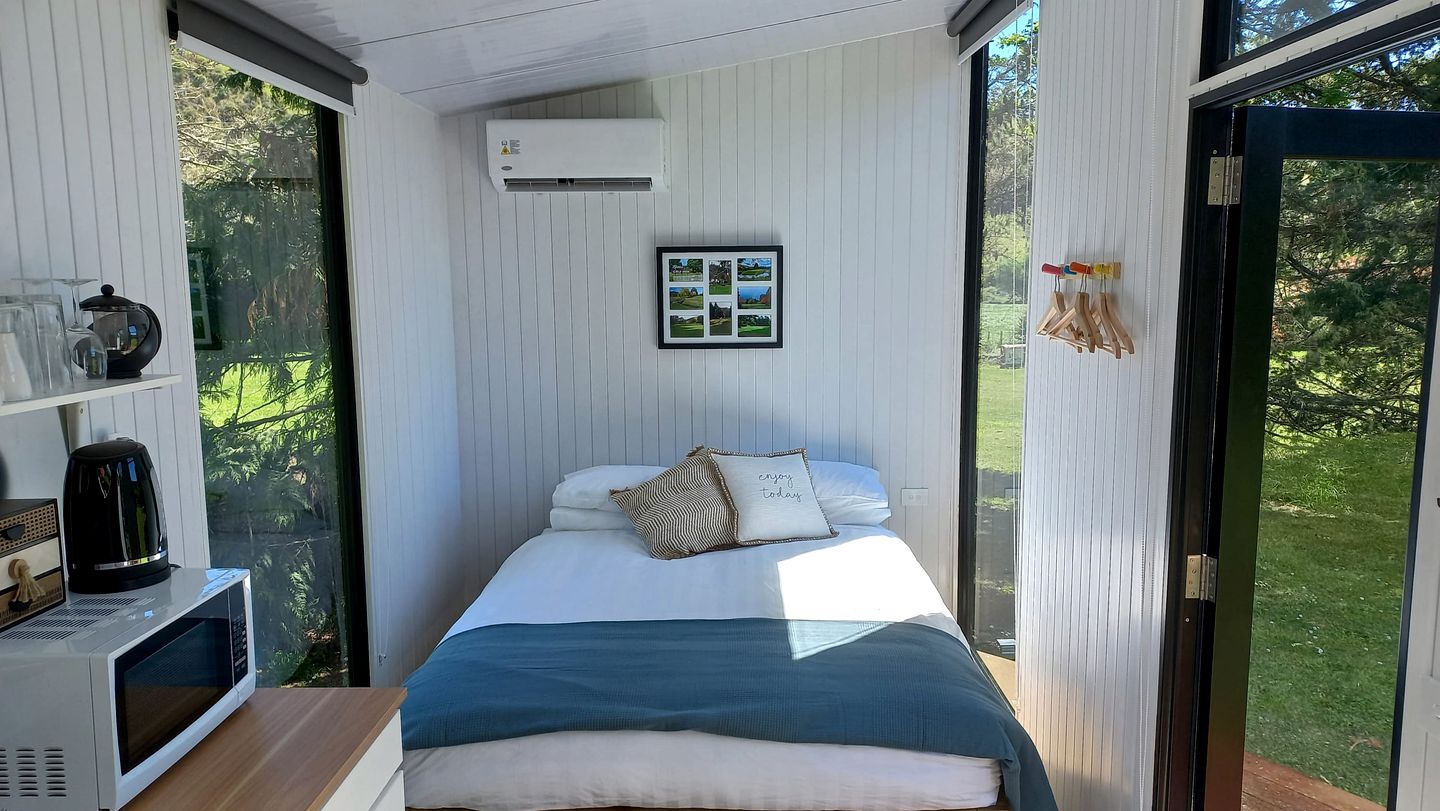 Beautiful Tiny House with Amazing Views Perfect to Play Golf in South Island, New Zealand