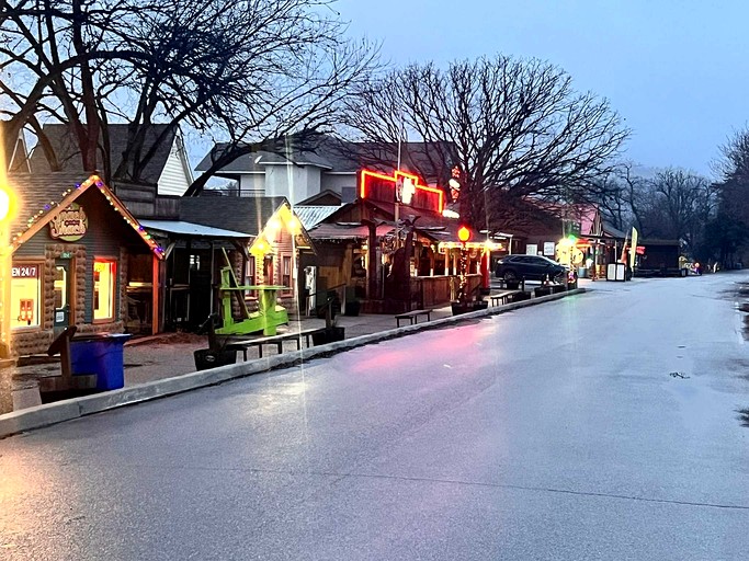 Vacation Rentals (United States of America, Medicine Park, Oklahoma)