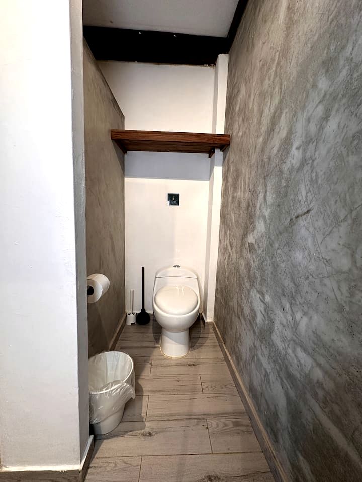 Rustic Eco Cabin Retreat with Pool, Paddleboards & Private Balcony Close to Shore in Saboga, Panama