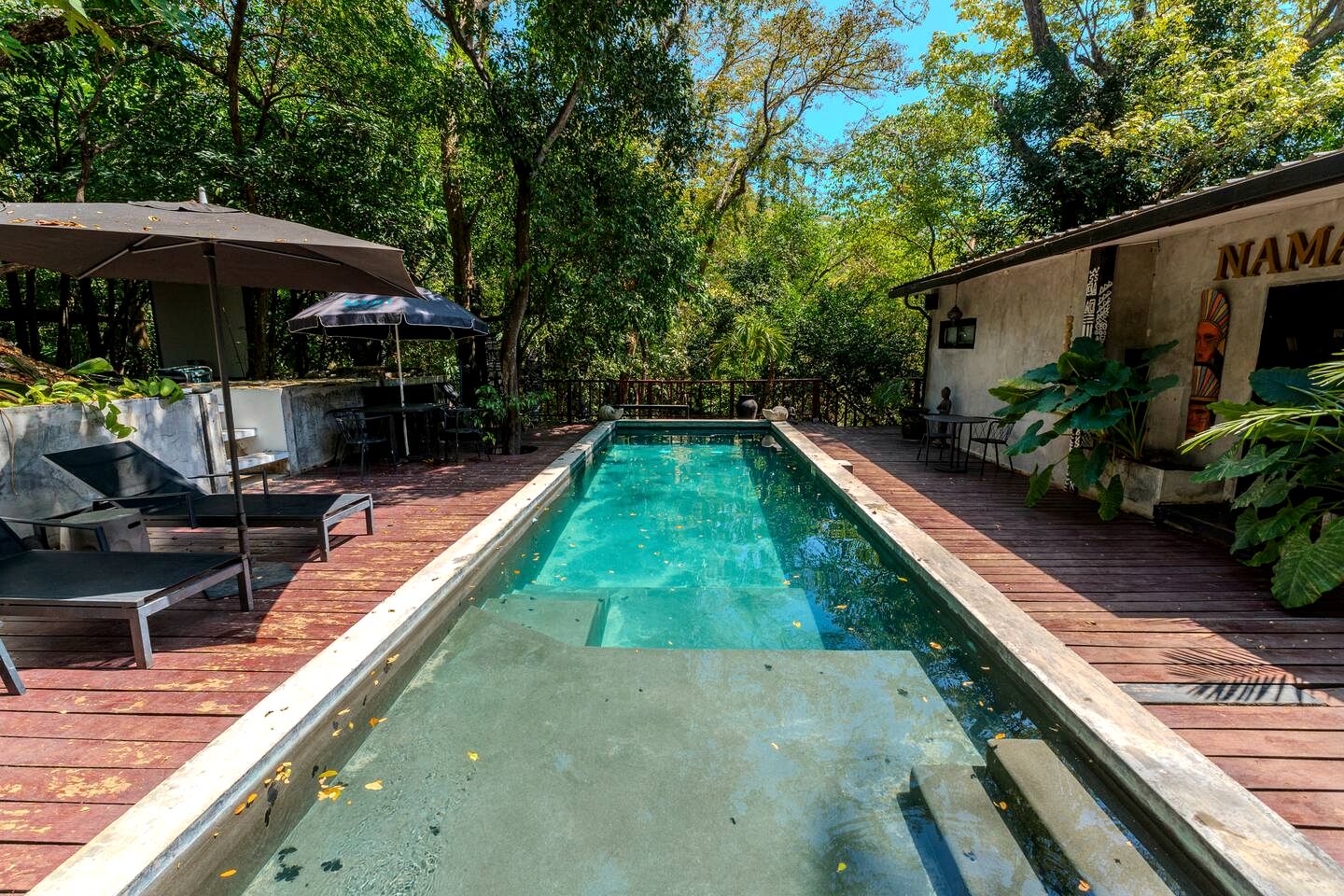 Peaceful Eco Retreat with Pool, Kayaks, Fire Pit & Jungle Cabin Near the Beach Escape in Saboga, Panama