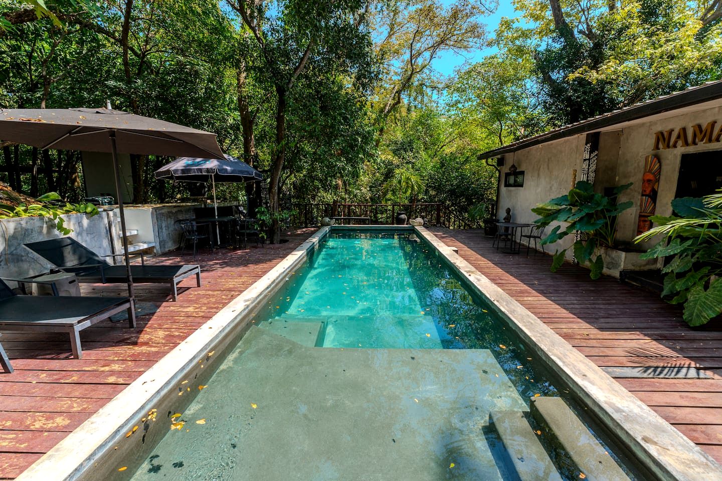 Peaceful Eco Retreat with Pool, Kayaks, Fire Pit & Jungle Cabin Near the Beach Escape in Saboga, Panama