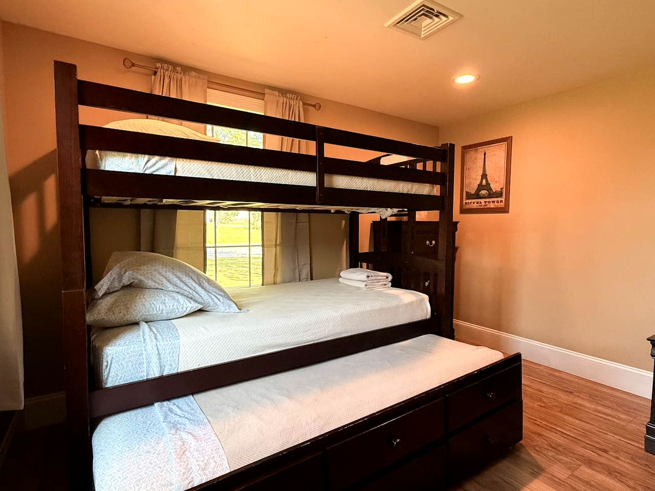 Spacious Riverfront Retreat with Hot Tub near White Mountains in Conway, NH