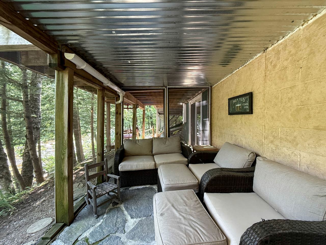 Spacious Cabin Retreat Near Attitash Mountain in Bartlett, New Hampshire