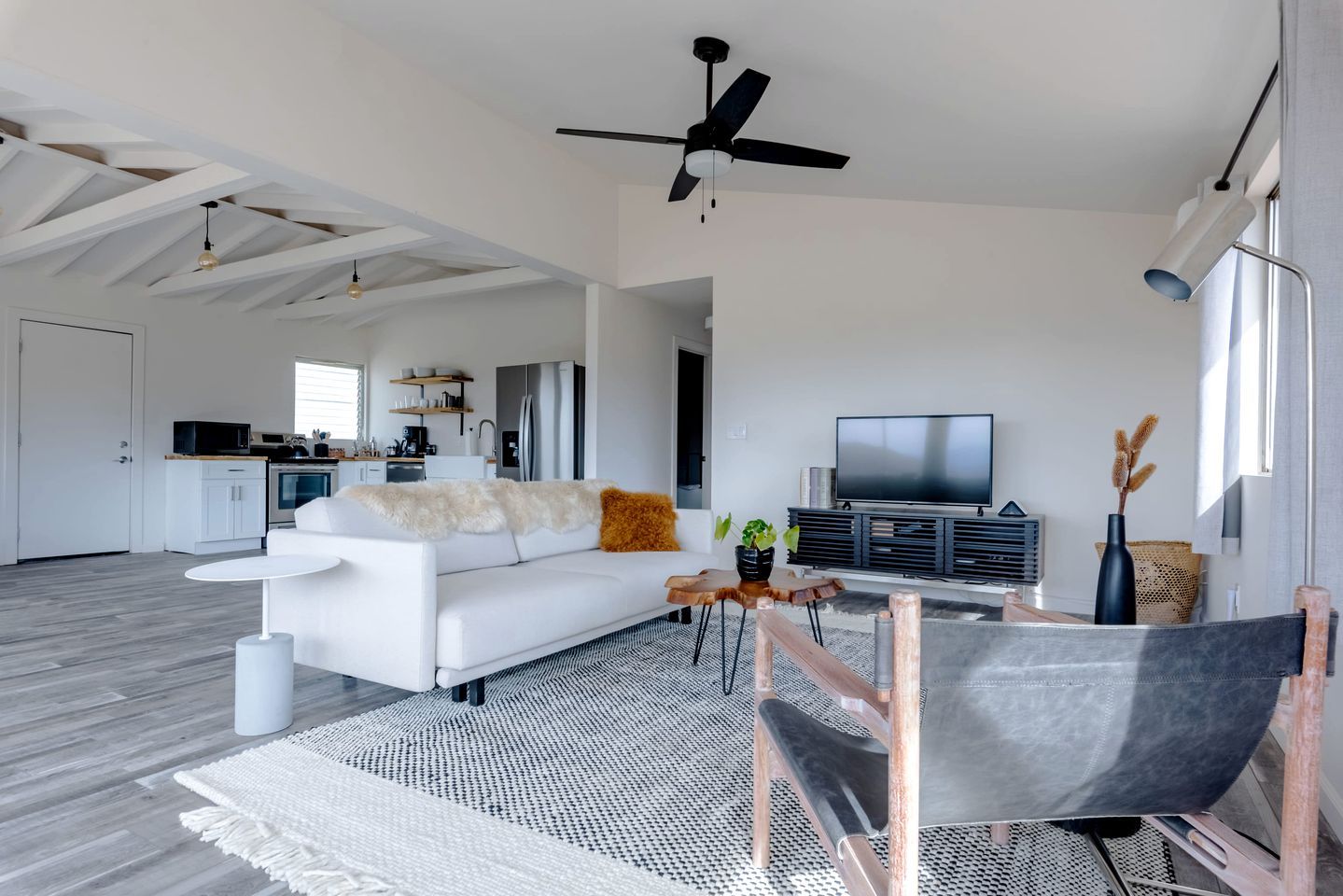 Incredible Vacation Rental with Barbecue and Spa Pool in Joshua Tree, California
