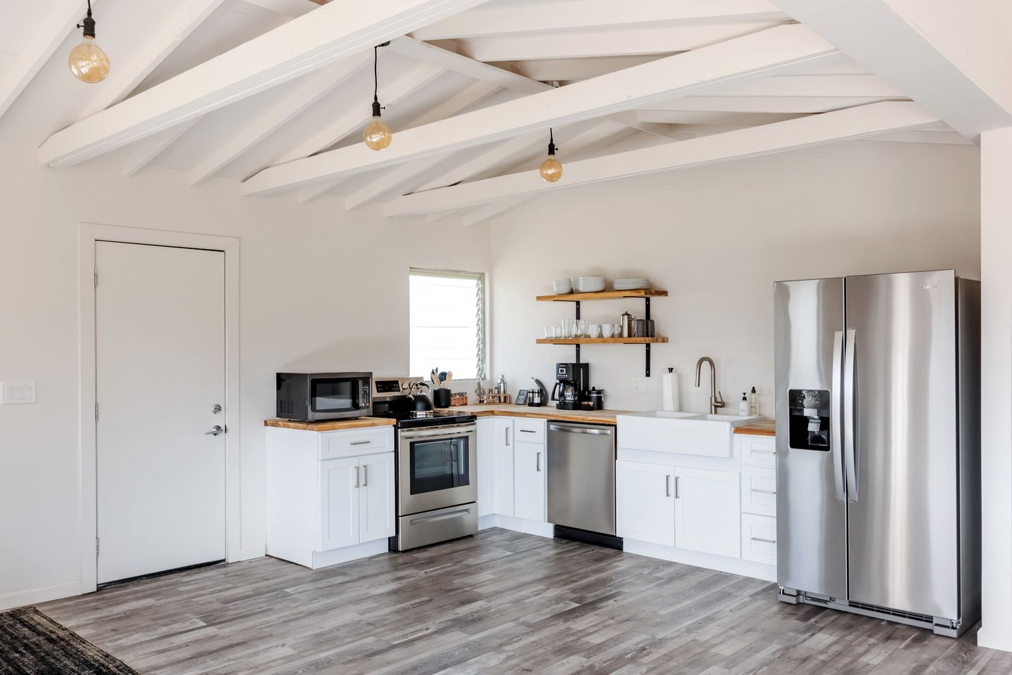 Incredible Vacation Rental with Barbecue and Spa Pool in Joshua Tree, California