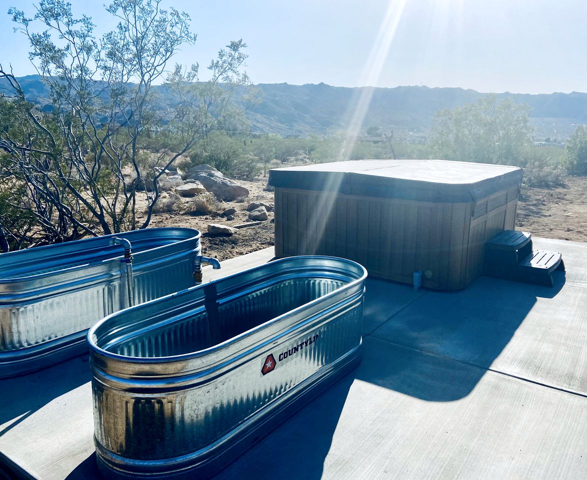 Incredible Vacation Rental with Barbecue and Spa Pool in Joshua Tree, California