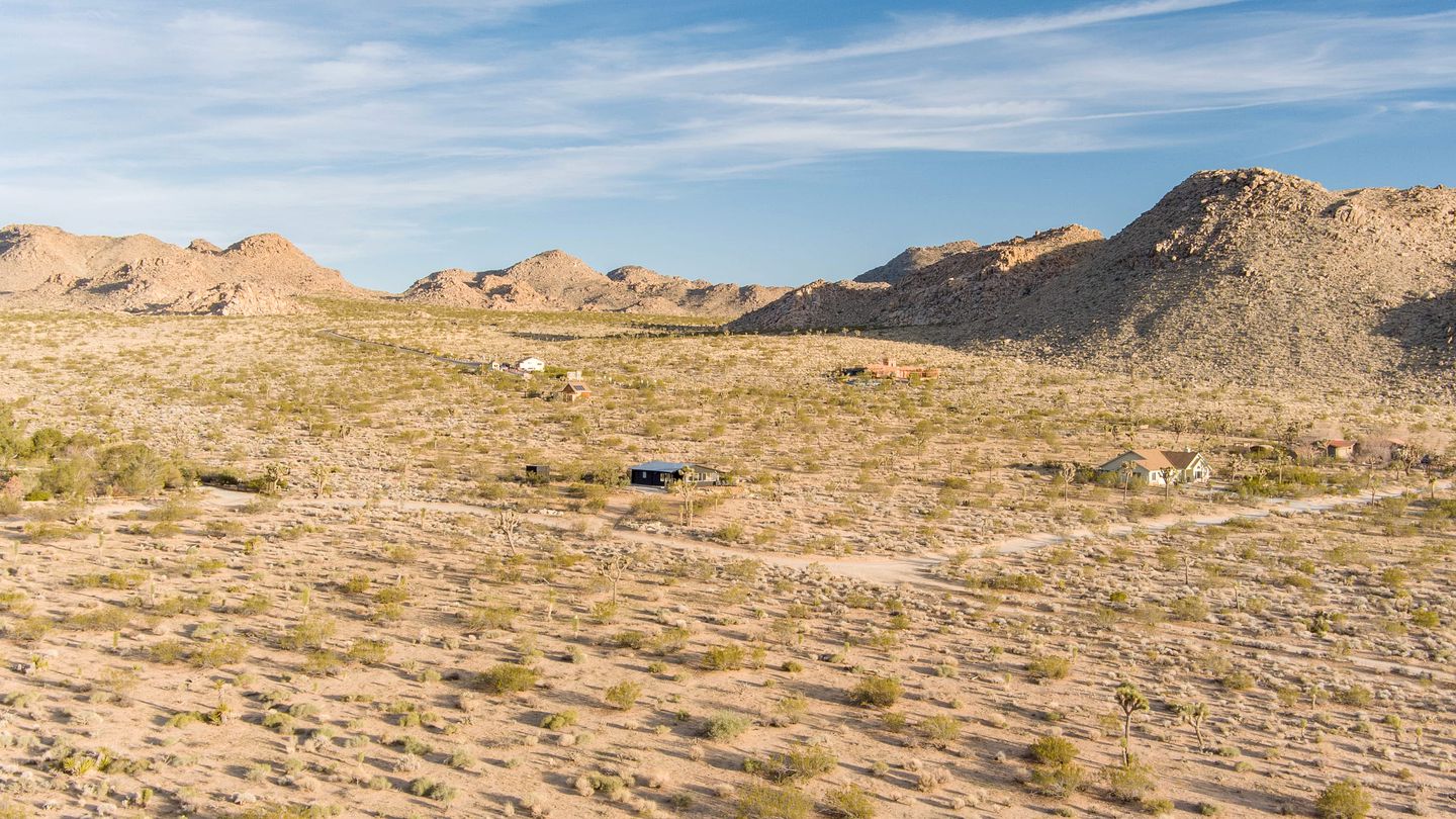 Incredible Vacation Rental with Barbecue and Spa Pool in Joshua Tree, California