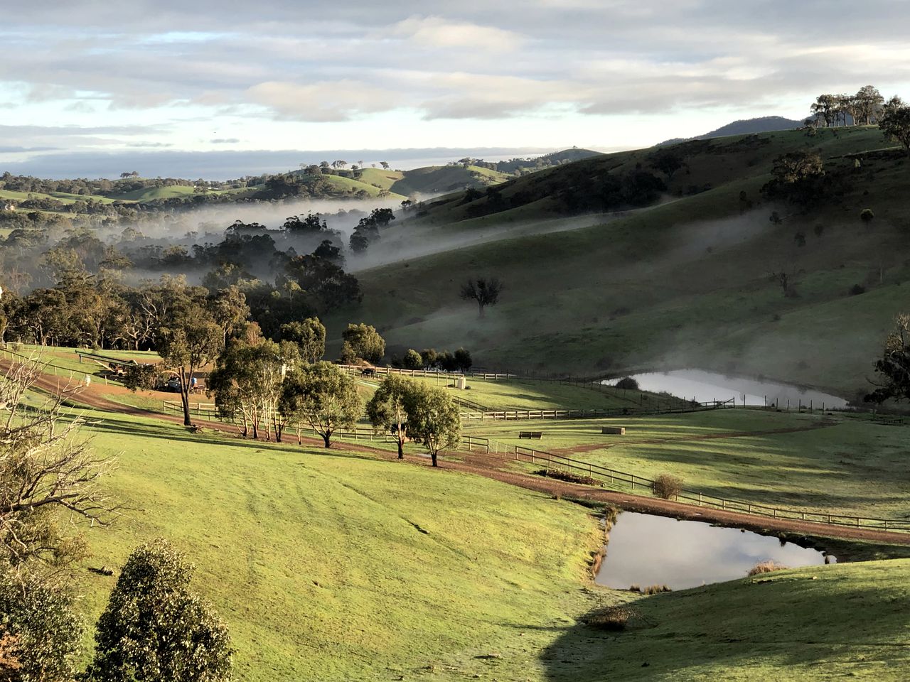 Off Grid Tiny House Glamping on a Victoria Horse Farm