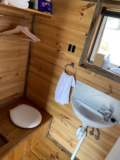 Vacation Rentals (Australia, --, --)