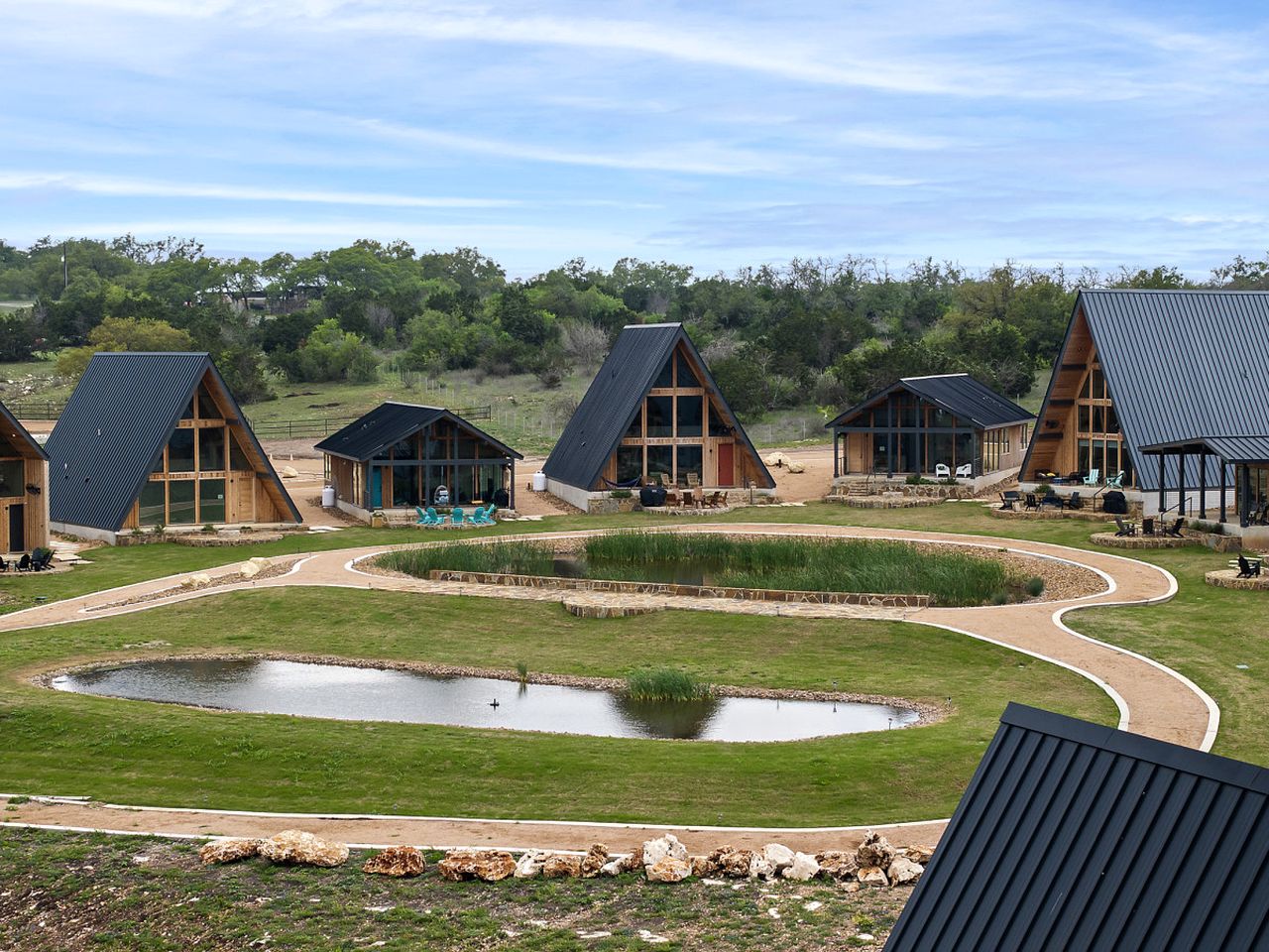 Family-Friendly A-frame with Outdoor Camp Fire in Texas