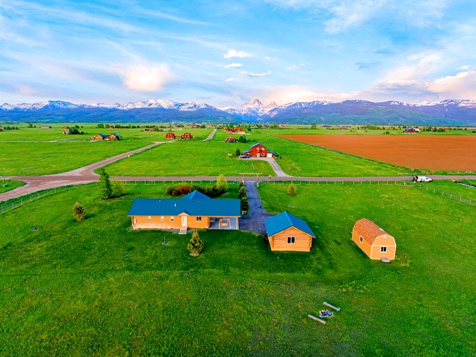 Cabins (United States of America, Driggs, Idaho)