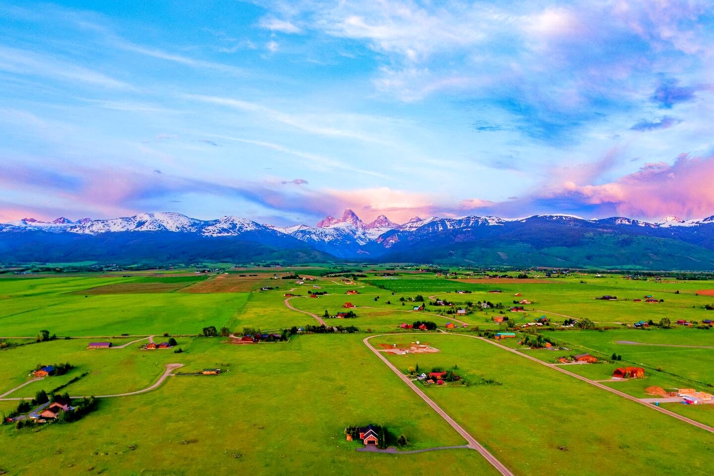Secluded Mountain-View Cabin with Cross-Country Trails Near Scenic Lakes in Idaho