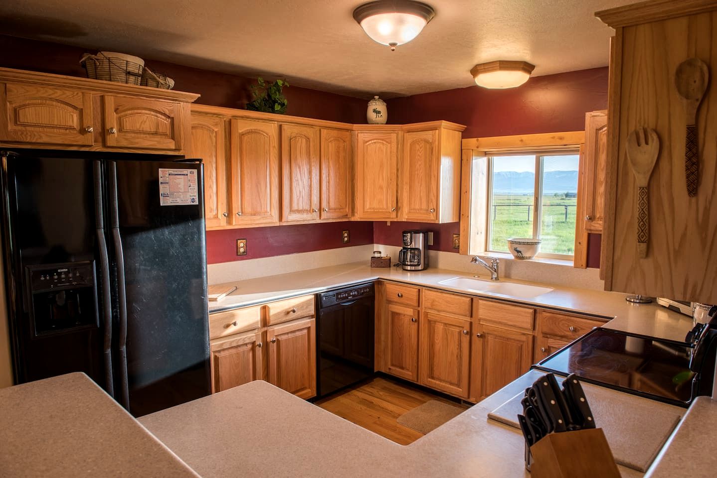 Secluded Mountain-View Cabin with Cross-Country Trails Near Scenic Lakes in Idaho