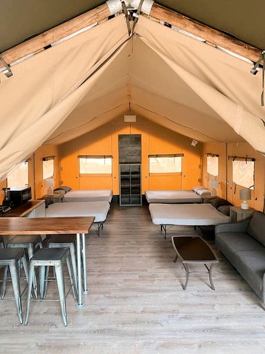 Safari Tents (United States of America, Cibolo, Texas)