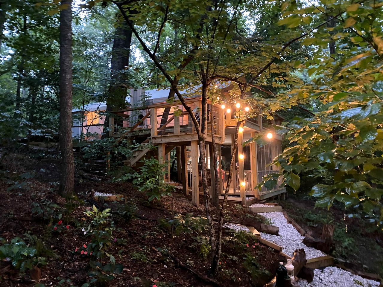 Glamping at Paradise Point in Signal Mountain, TN