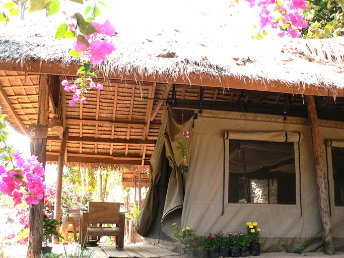 Tented Cabins (Luang Prabang, Luang Prabang, Laos)