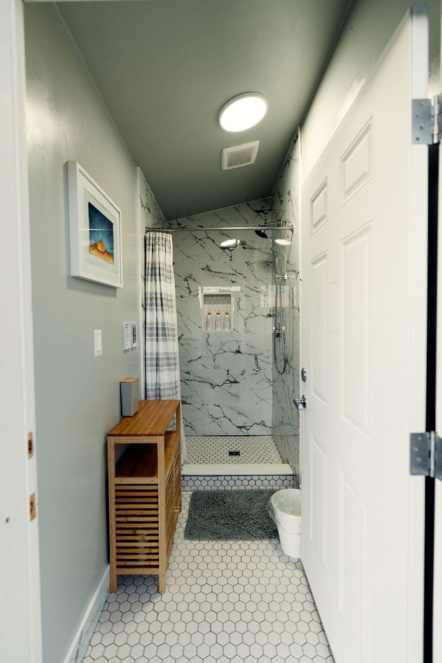 Secluded Sustainable Bell Tent Retreat with Private Decks Near Monticello, Utah