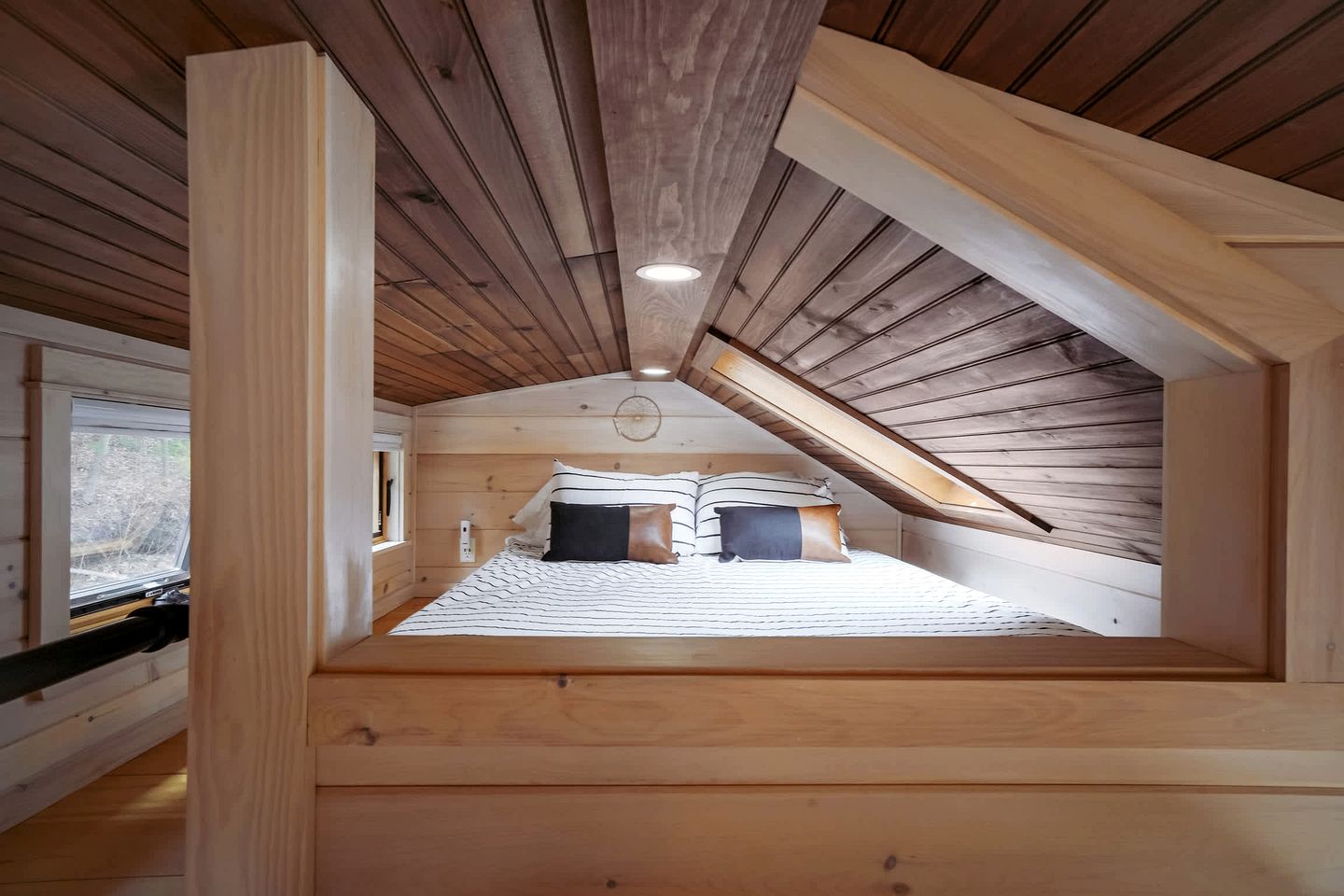 Gorgeous Cedar Tiny House for a Unique Pet-Friendly Getaway in Chester, Vermont