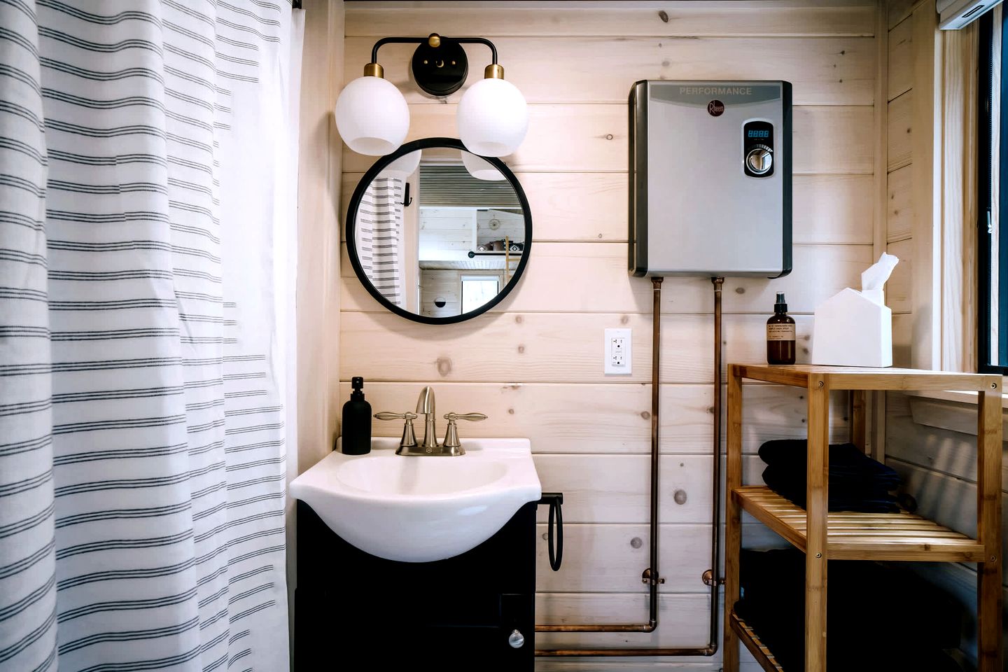 Gorgeous Cedar Tiny House for a Unique Pet-Friendly Getaway in Chester, Vermont