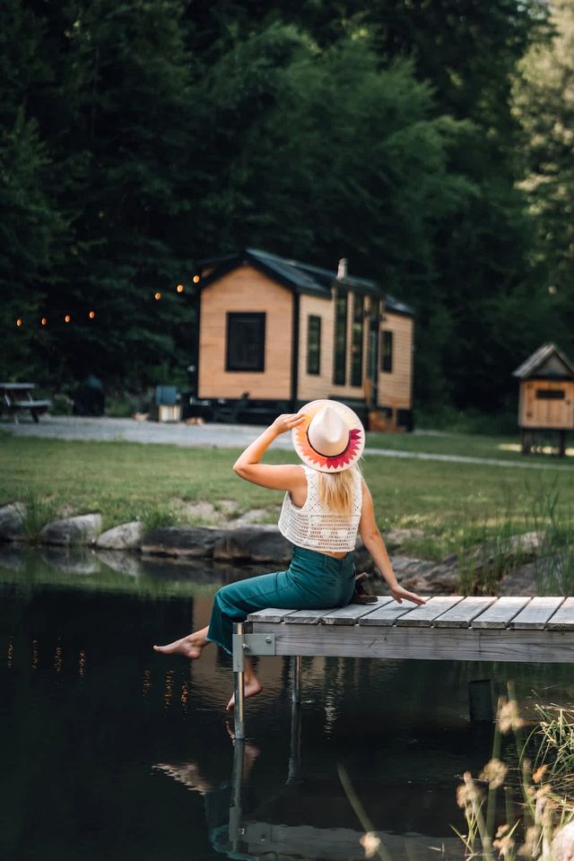 Gorgeous Cedar Tiny House for a Unique Pet-Friendly Getaway in Chester, Vermont