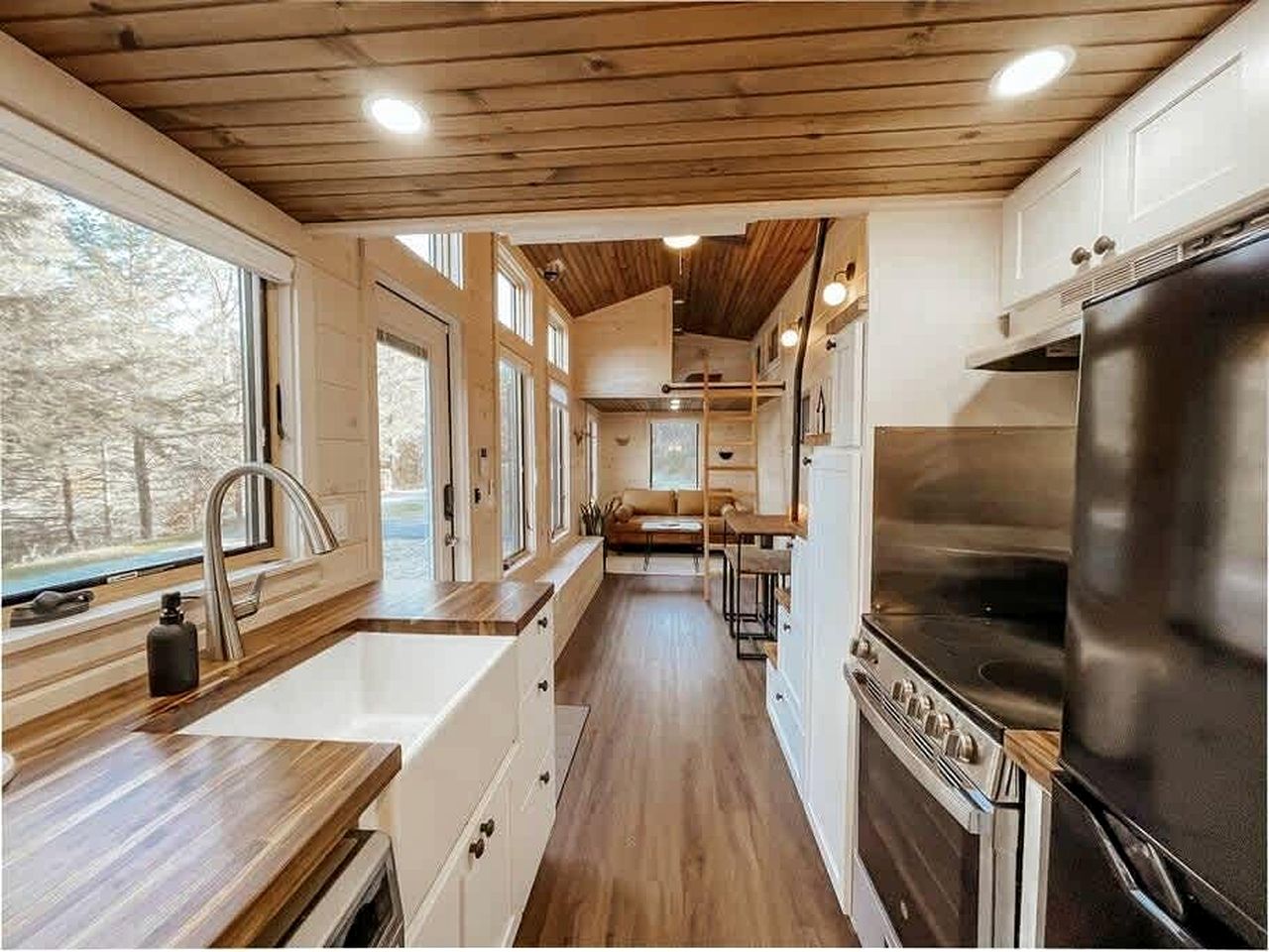Gorgeous Cedar Tiny House for a Unique Pet-Friendly Getaway in Chester, Vermont