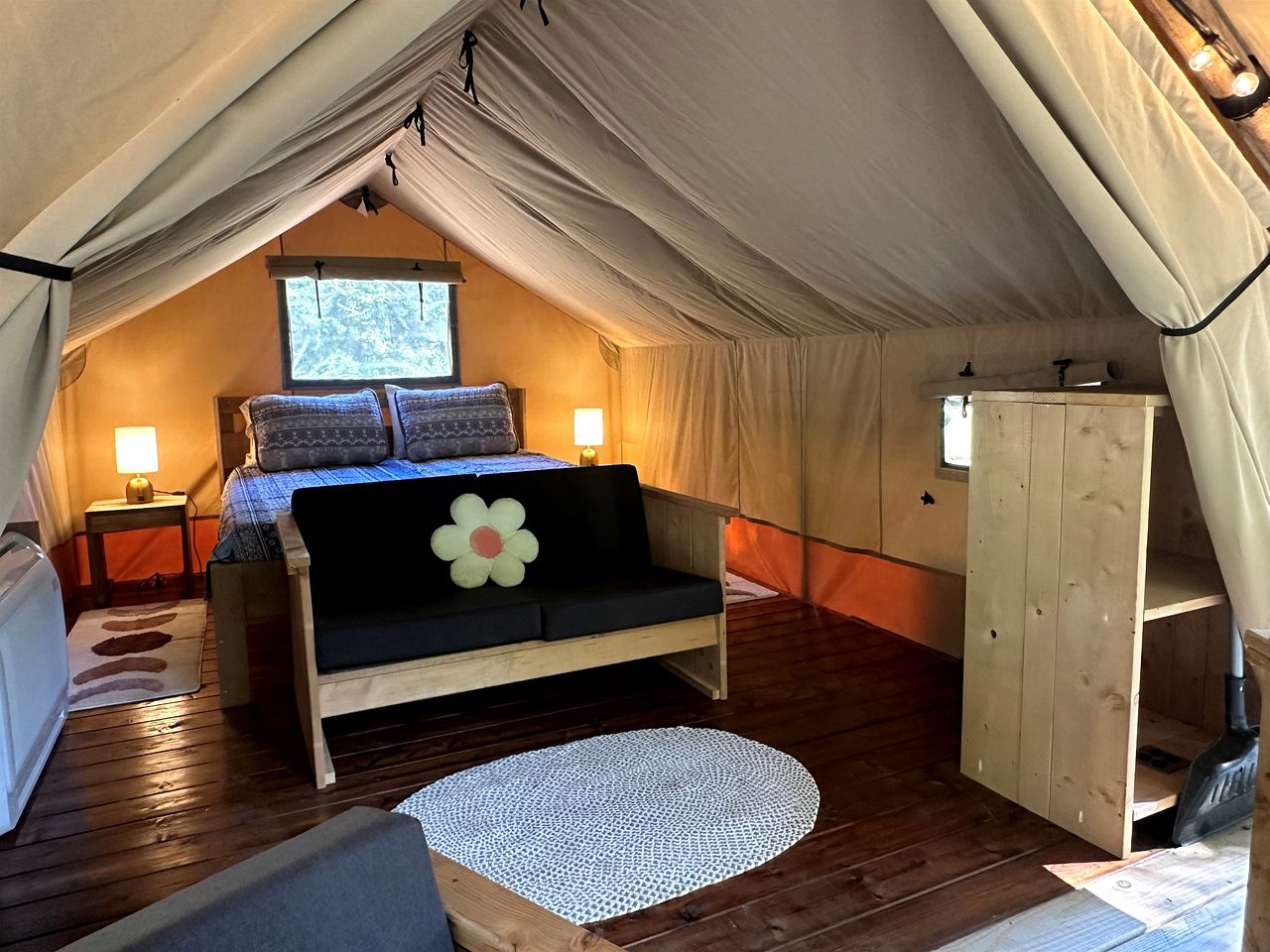 Radiant Safari Tent Escape near Smoky Mountains in Tennessee