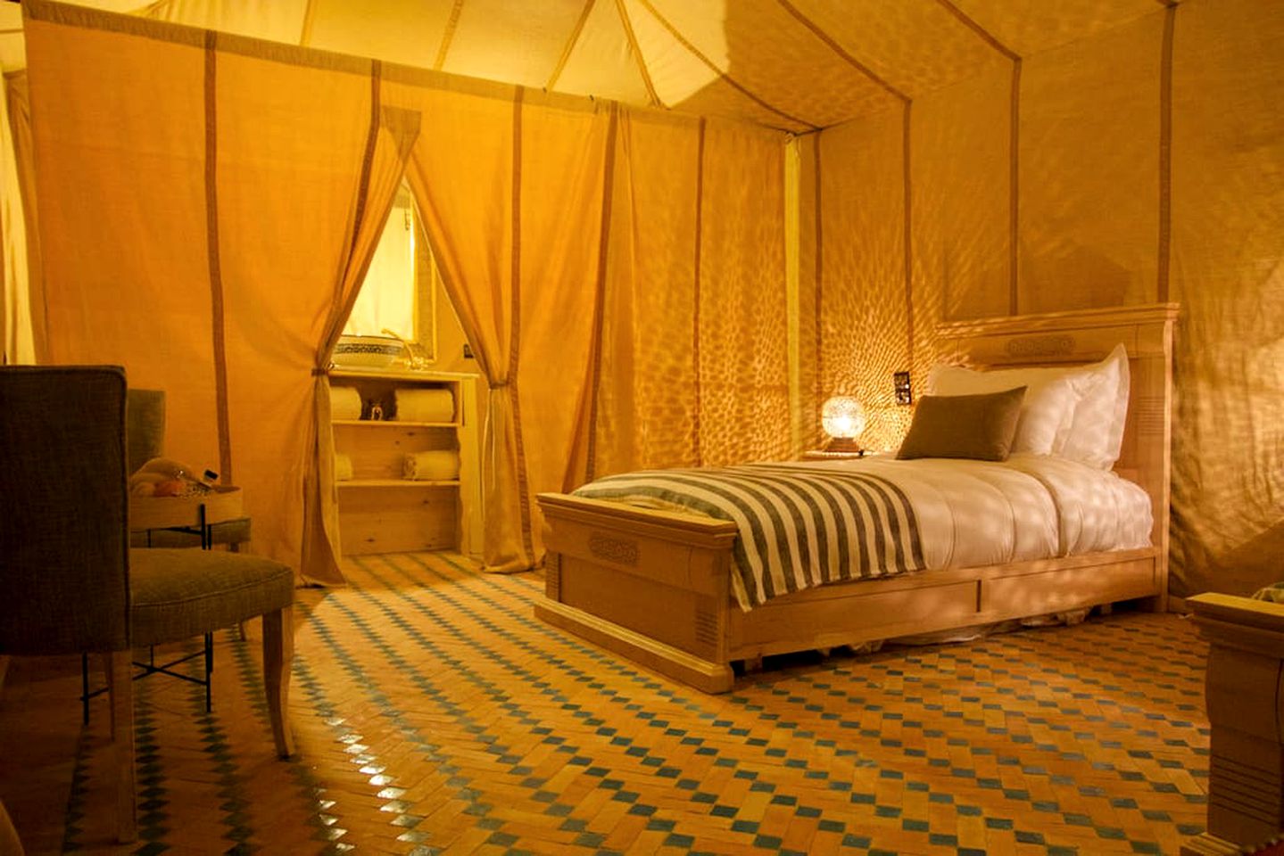 Comfortable Safari Tent Rentals for a Desert Vacation near Merzouga, Morocco