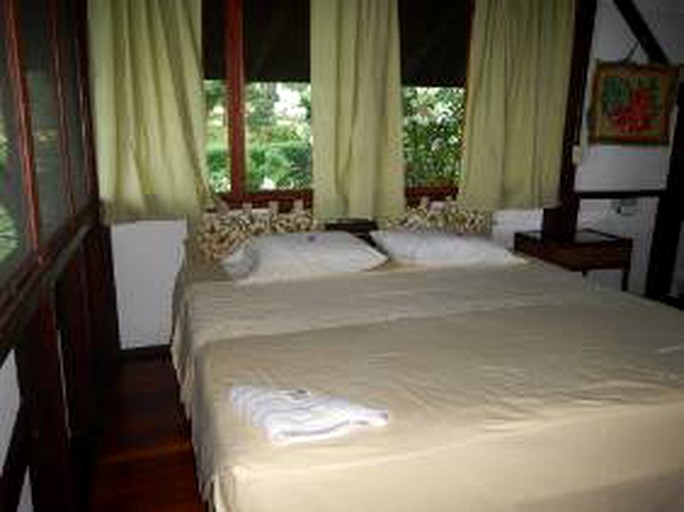 Cabins (Golfito, Puntarenas, Costa Rica)