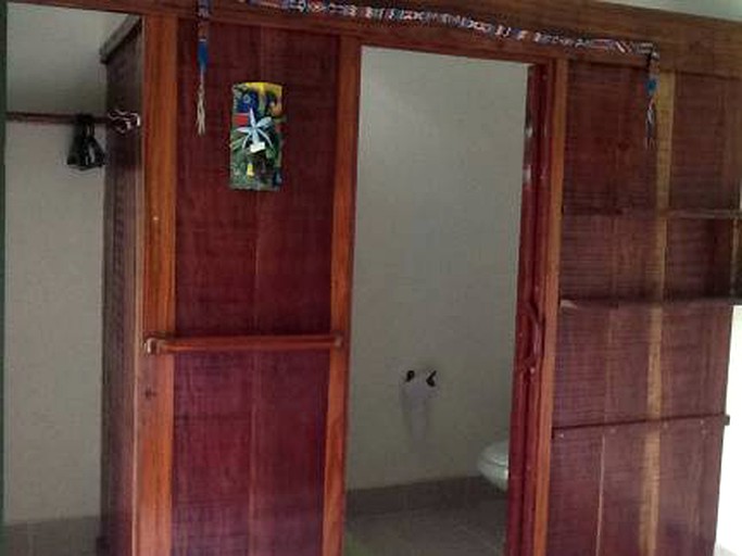 Cabins (Golfito, Puntarenas, Costa Rica)