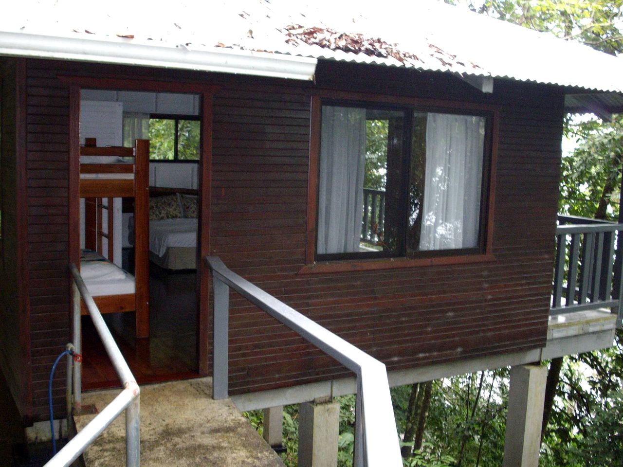 Peaceful Unique Tree House Accommodation in Puntarenas, Costa Rica