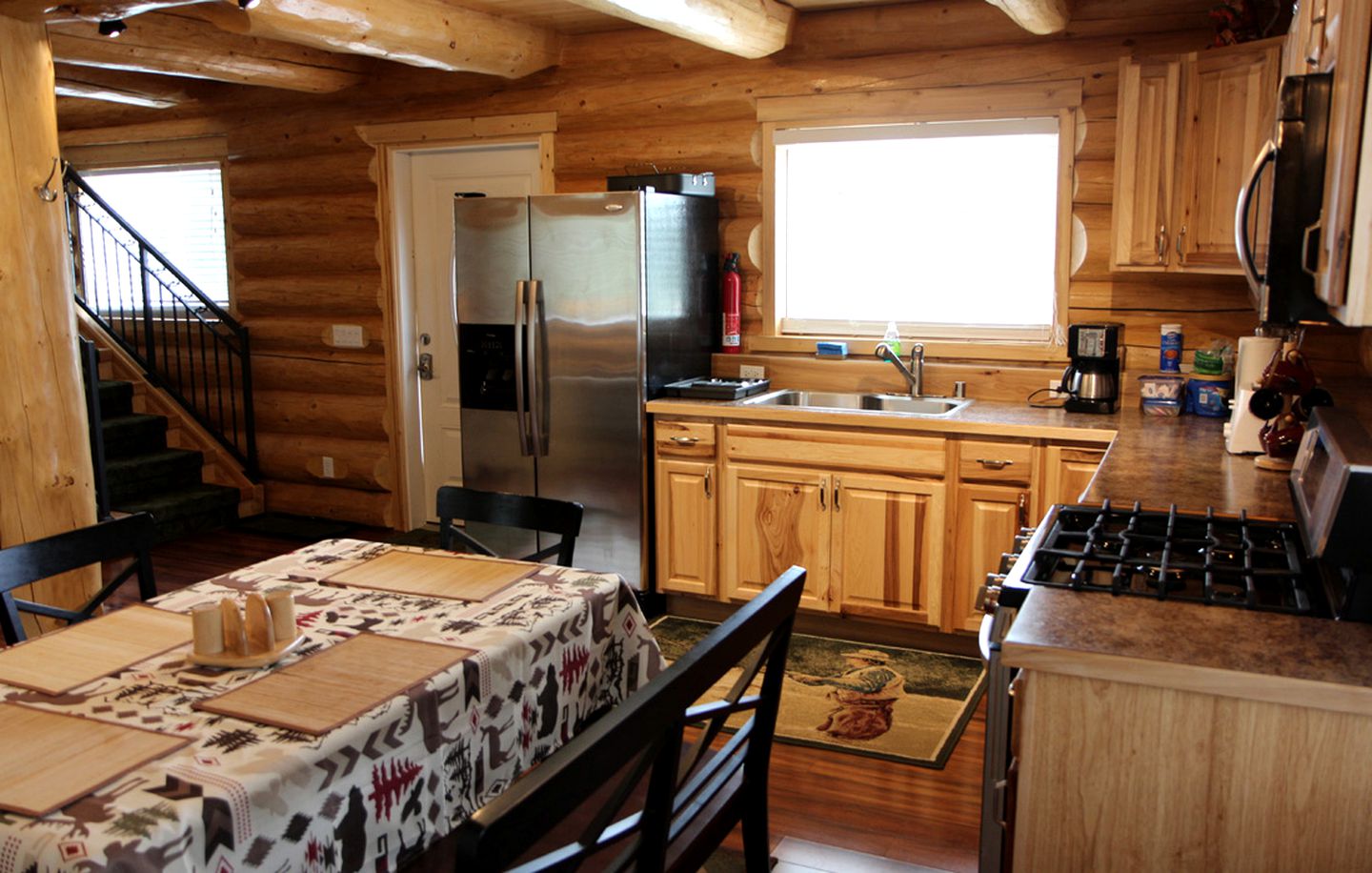 Gorgeous Family-Friendly Cabin with Private Jacuzzi in Kenai, Alaska