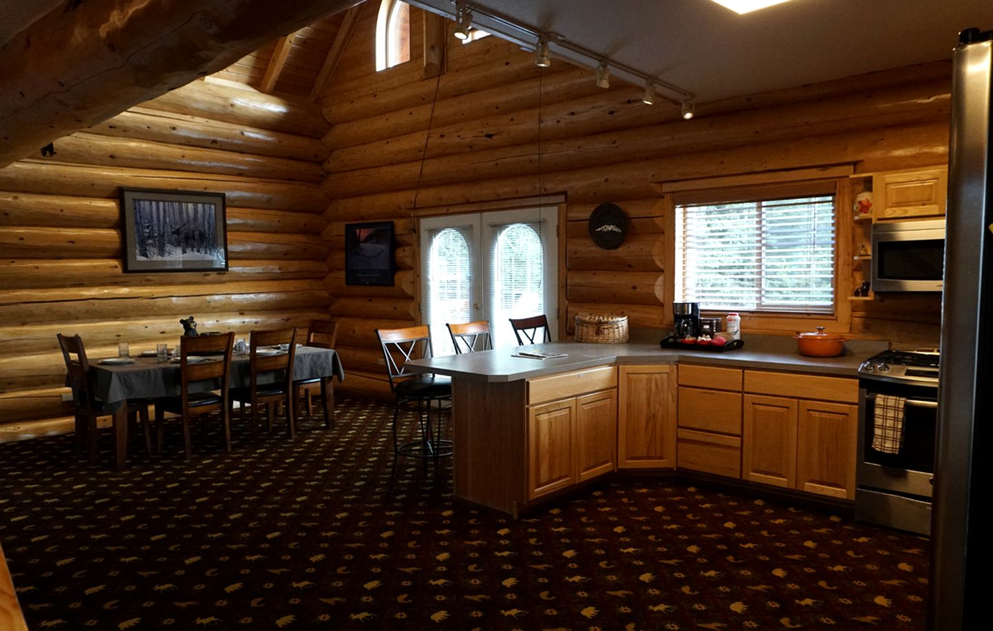 Impressive Log Cabin with Luxurious Jacuzzi in Kenai, Alaska