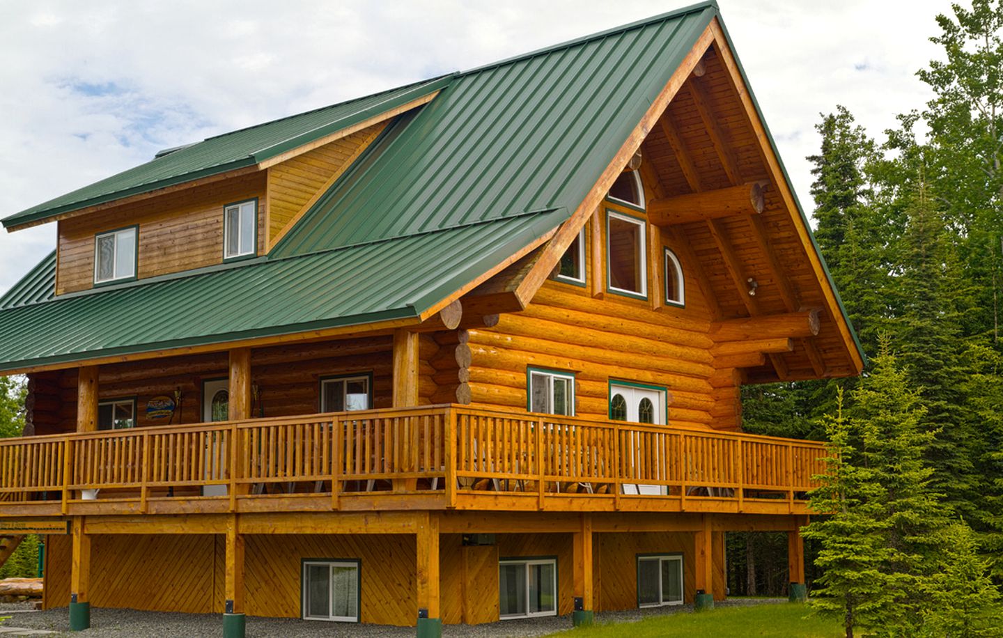 Impressive Log Cabin with Luxurious Jacuzzi in Kenai, Alaska