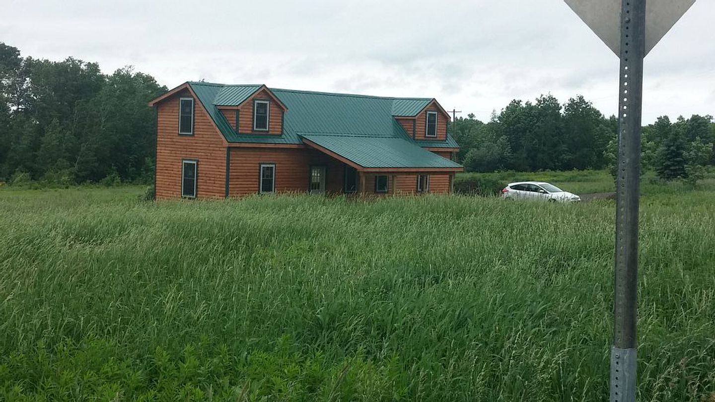 Rural Log Cabin Rental with Barbecue near Salmon River, New York