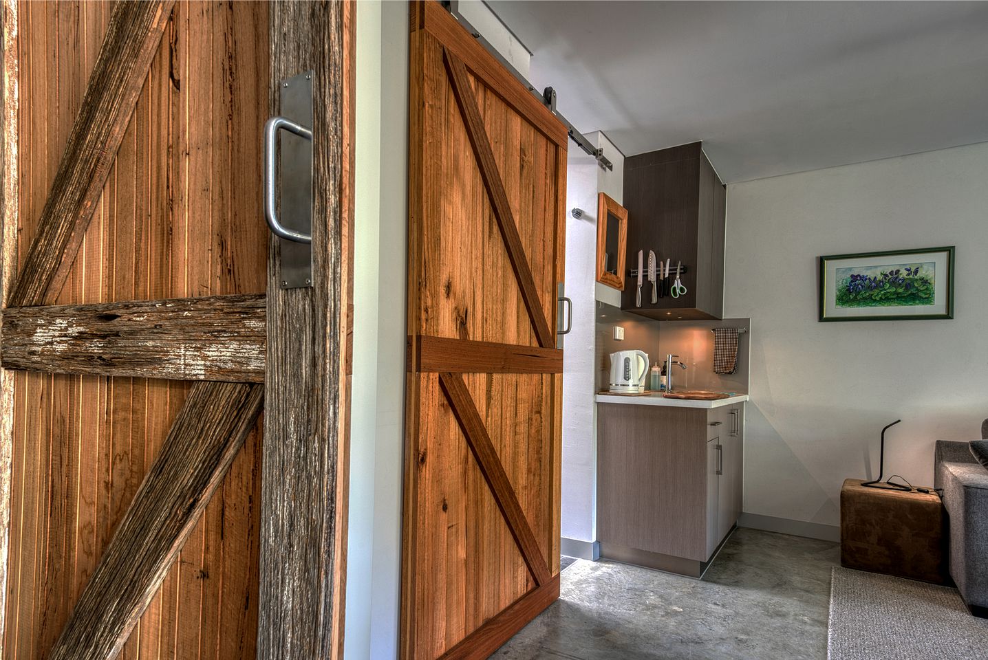 Deluxe Beachside Cottage with Access to Venus Bay's Sandy Beaches in Victoria, Australia