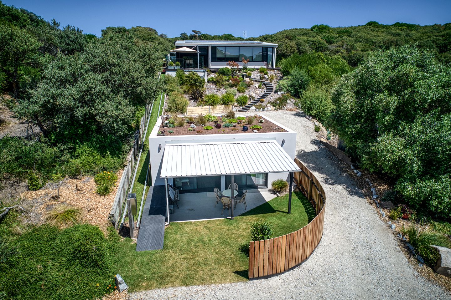 Deluxe Beachside Cottage with Access to Venus Bay's Sandy Beaches in Victoria, Australia