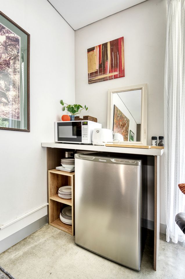 Deluxe Beachside Cottage with Access to Venus Bay's Sandy Beaches in Victoria, Australia