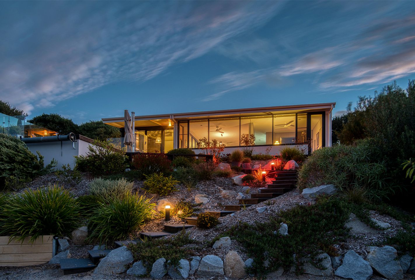 Impressive, Eco-Friendly Designer Rental with Pool for Bird Watchers and Ocean Enthusiasts in Venus Bay, Australia