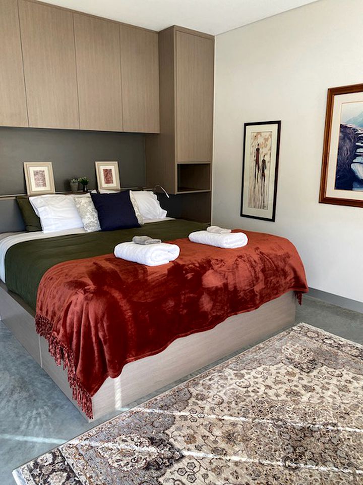 Impressive, Eco-Friendly Designer Rental with Pool for Bird Watchers and Ocean Enthusiasts in Venus Bay, Australia